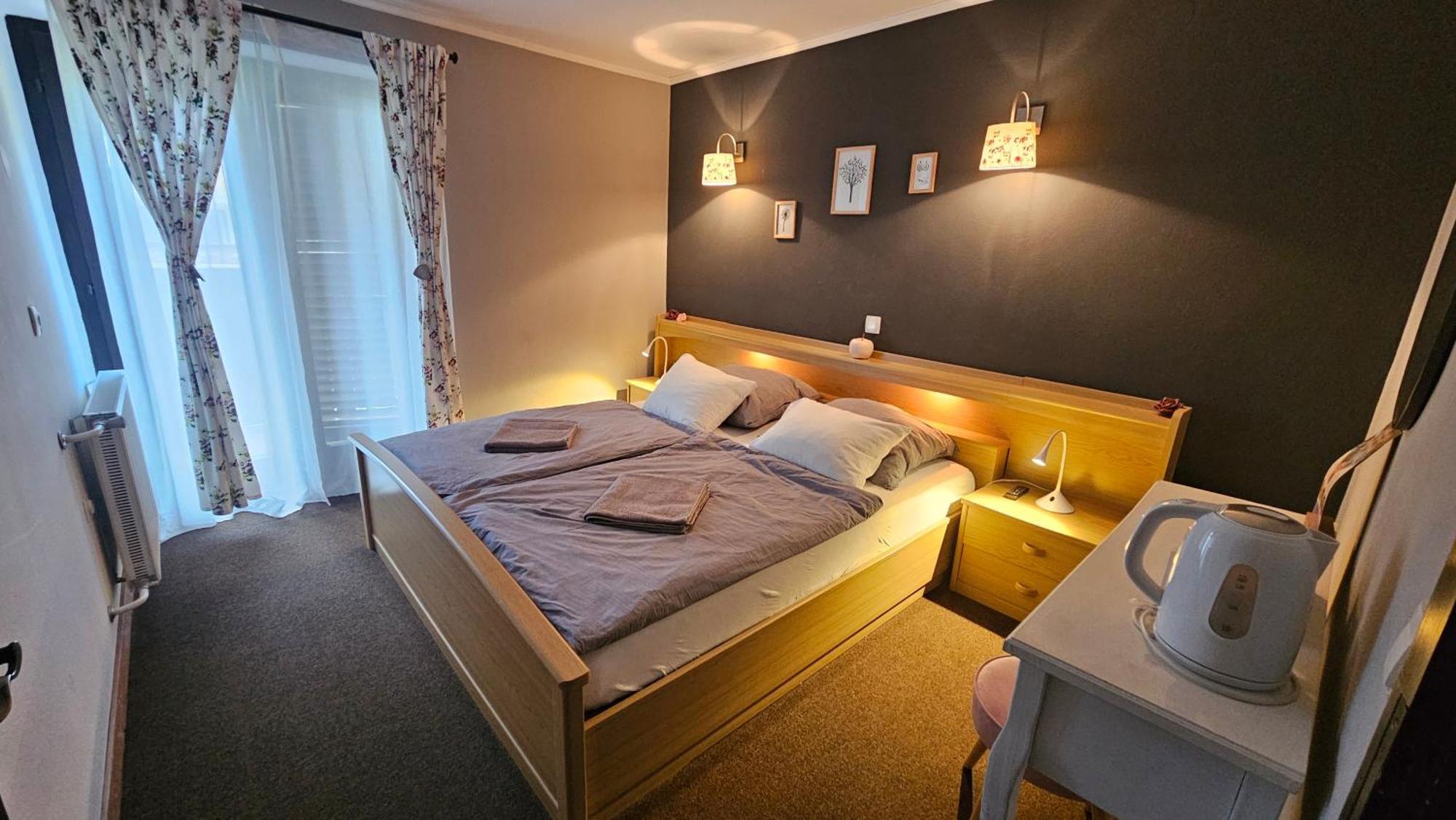 Rooms Malina Blejska Dobrava Esterno foto